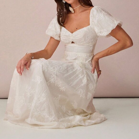 Apricot Elegant Women's Floral Embroidery Sweetheart Maxi Dress - Picture 5 of 5